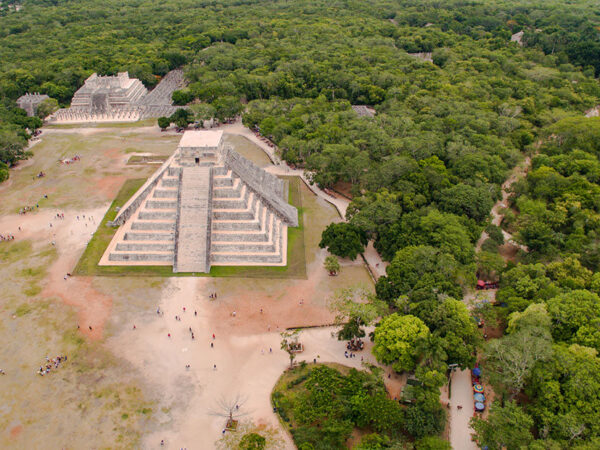 Chichen Itzá Your Way: History, Nature & Flavors of Yucatán!
